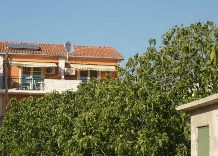 By Interhome Apartman *